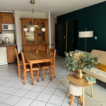 Marcadau Avec Terrasse Et Parking Proche Des Telecabines アパート